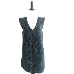 BCBGeneration | Sheath Dress M Blue Tunic Sleeveless Crocket Knit unfit